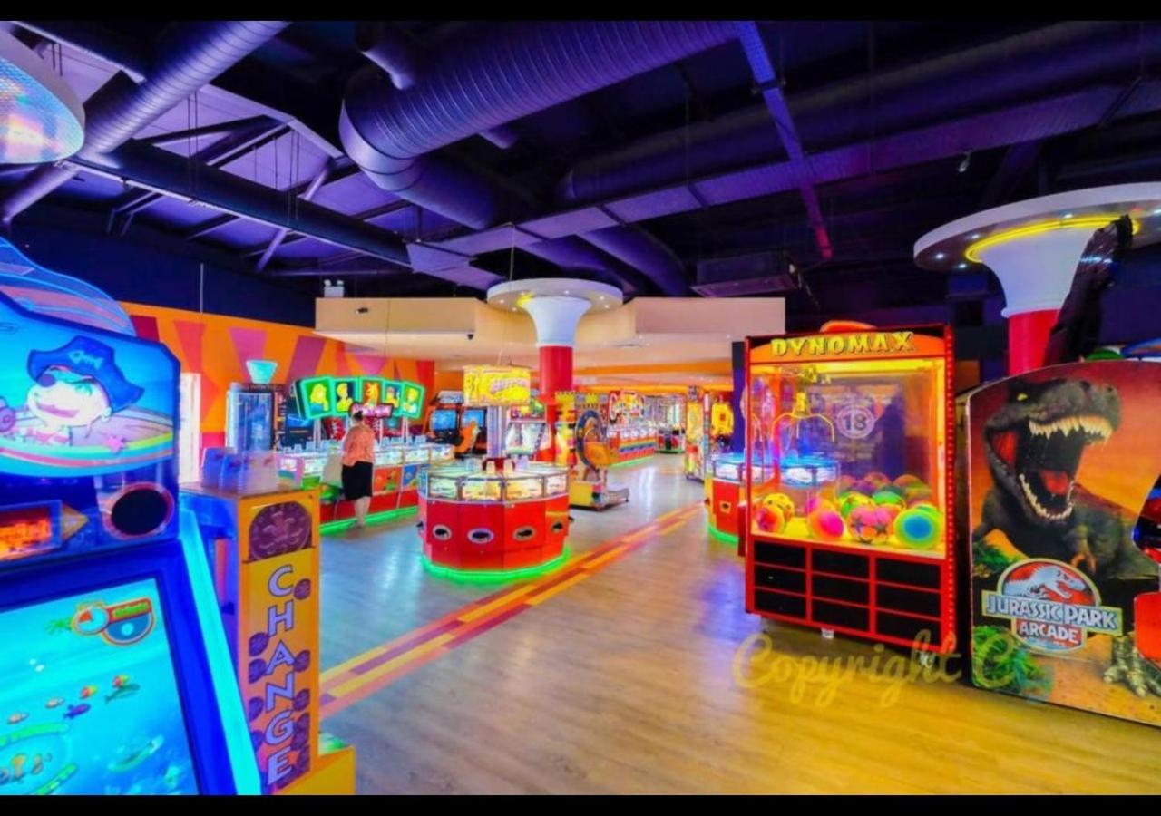 Sbl70 - Camber Sands Holiday Park - Sleeps 8 - Close Swimming Pools And Facilities - Private Parking エクステリア 写真